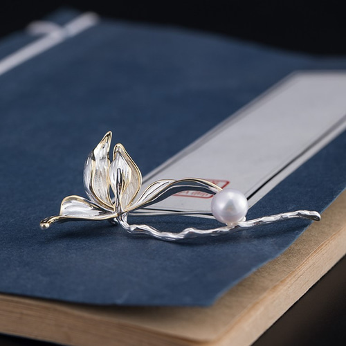受注制作＞ハクモクレンのブローチ シルバー パール 0225 ブローチ