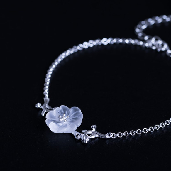 ＜受注制作＞サンカヨウのブレスレット シルバー 水晶 朝露を吸って花びらが透明になる美しい花「サンカヨウ」0239 2枚目の画像