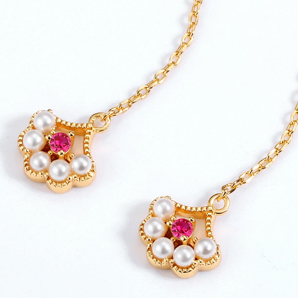 ＜受注制作＞ルビーのピアス　SILVER　パール　0213