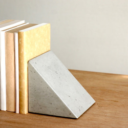 セメント三角ブックエンド その他インテリア雑貨 pokune 通販