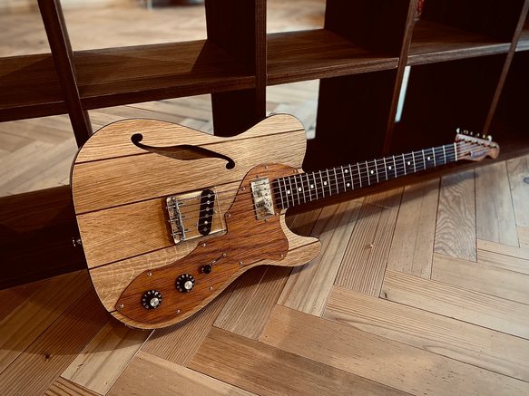 Whiskey barrel guiter ウイスキーの樽材で製作したエレキギター 1枚目の画像