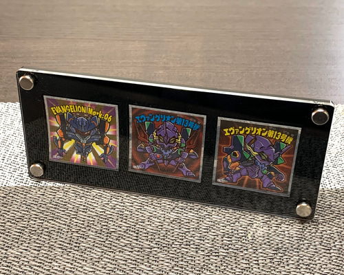 ビックリマンチョコ用・黒枠フレーム アクリル スクリューダウン