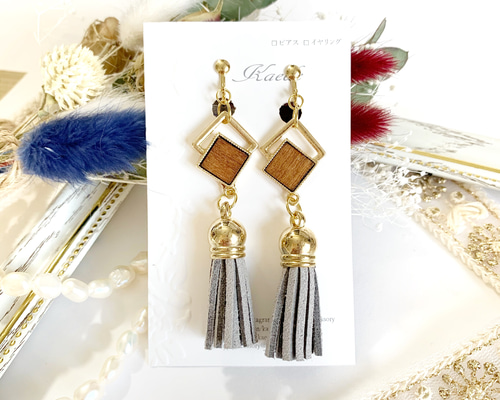 ウッドタッセルのピアス/イヤリング ピアス（フック・チェーン