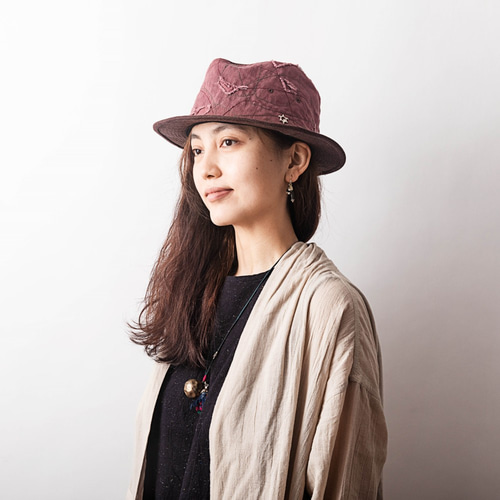 着画あり　￼ハンドメイド　ダメージ加工ダークグレーコットンハット 着画あり ￼ハンドメイド ダメージ加工ダークグレーコットンハット