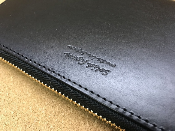 イタリアンレザー・ブッテーロ・ラウンド長財布（ブラック×D.ブラウンorブラック）内装2色から選択 2枚目の画像