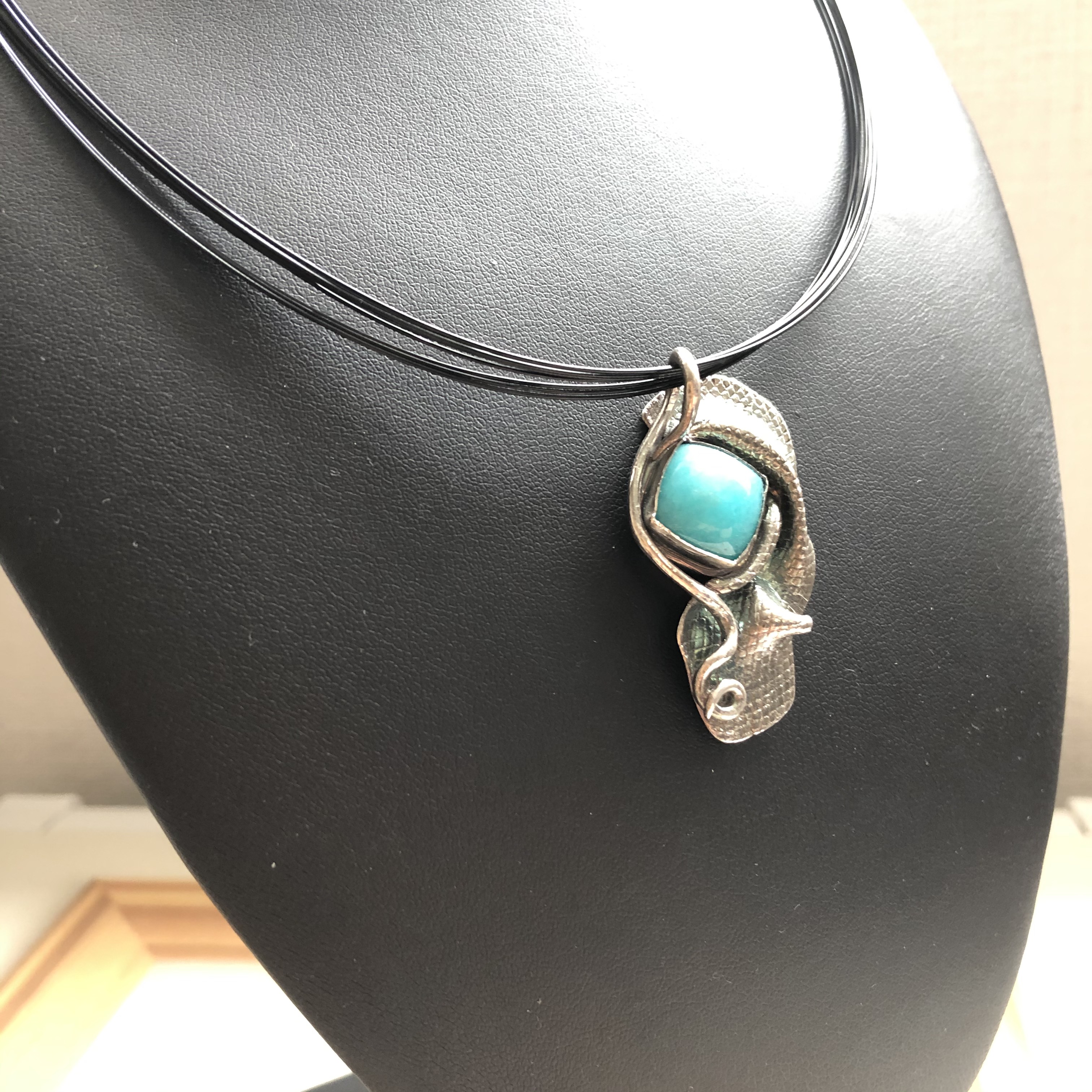 純銀 チョーカー シルバー 天然石 アマゾナイト 水色 大ぶり マグネット金具