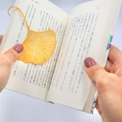 [受注制作]紙刺繍＊葉っぱのしおり　イチョウ 3枚目の画像