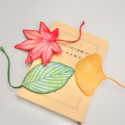 [受注制作]紙刺繍＊葉っぱのしおり　ハナミズキ 9枚目の画像
