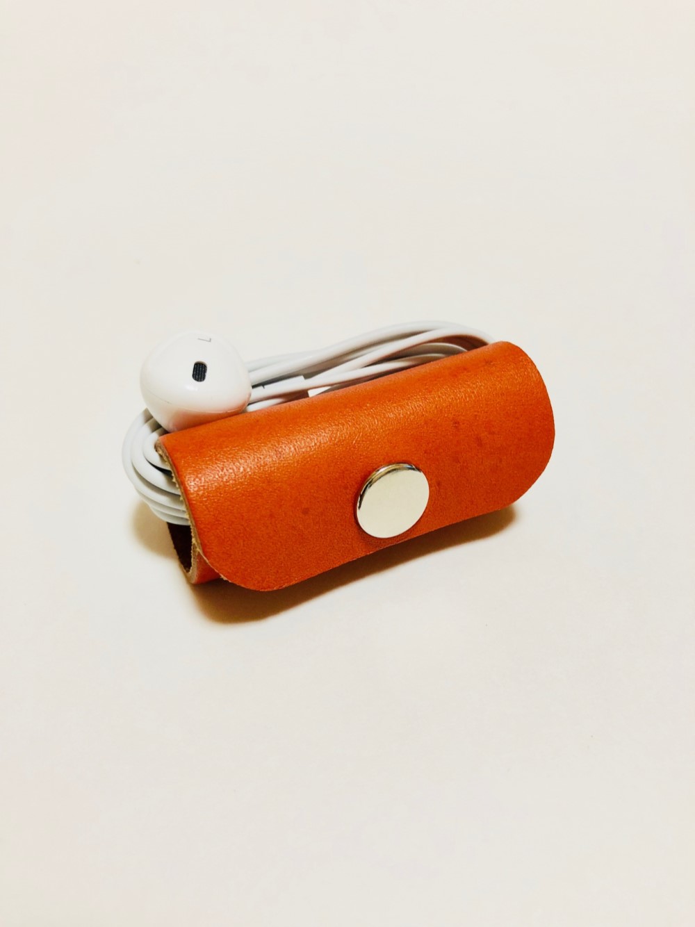 INTREND ★ MAX MARA レザー イヤホン ホルダー MAXMARA】レザーイヤホンポーチ ポーチ