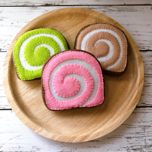 フェルトパン☆フェルトままごと ☆フェルトおもちゃ☆パン屋さん