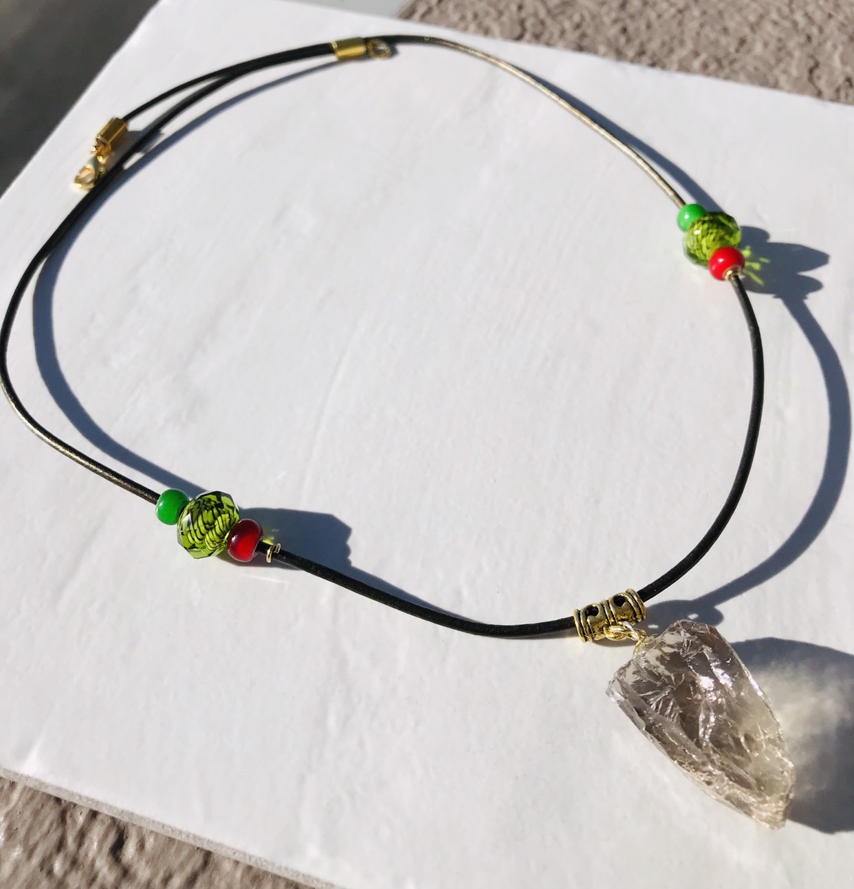 スモーキークォーツを使用したチョーカー