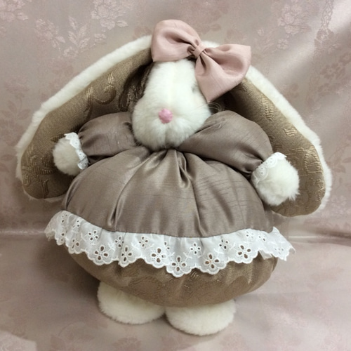 ファンシーアラモード　ソフィーショコラ　１点物　うさぎちゃんぬいぐるみ　未開封 ぬいぐるみ うさぎちゃん ショコラ色の服 ぬいぐるみ PiPiworld