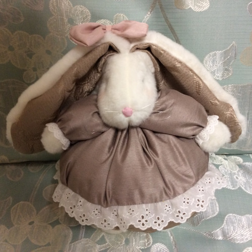 ぬいぐるみ うさぎちゃん ショコラ色の服 ぬいぐるみ PiPiworld