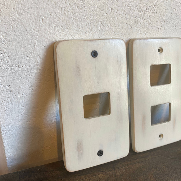 Re painted wood switch cover ウッド　スイッチカバー　コンセントカバー 2枚目の画像