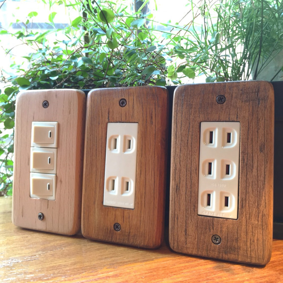 ウッド 3口用スイッチカバー兼コンセントカバー 11個 スイッチカバー