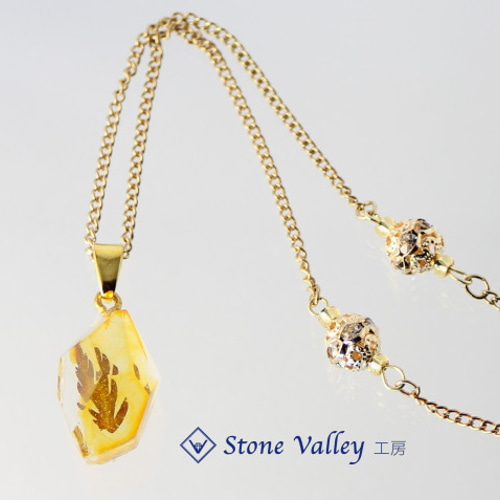 琥珀(アンバー)風レジン 【花】 ネックレス・ペンダント みと 通販 