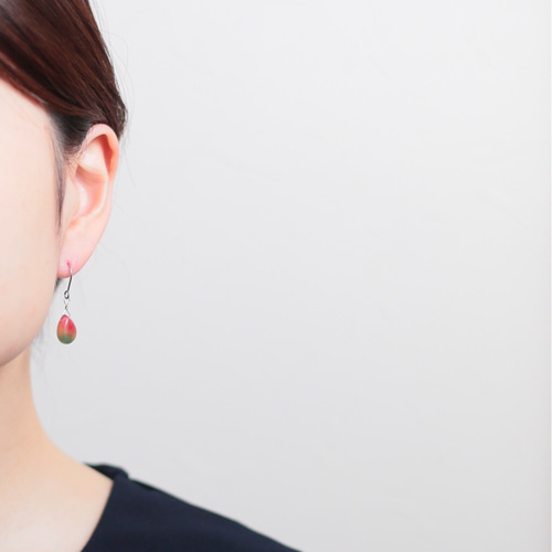 ◇天然石レッドグリーンジェイド ピアス＊イヤリング◇ ピアス（フック