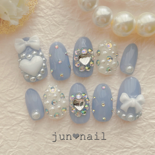 シアーブルーのゆめかわネイル♡ ネイルチップ（つけ爪） jun❤︎nail