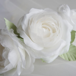 シルクの薔薇ヘッドドレス・岡谷シルクサテン＆岡谷シルクオーガンジー・本絹・結婚式ウェディング 2枚目の画像