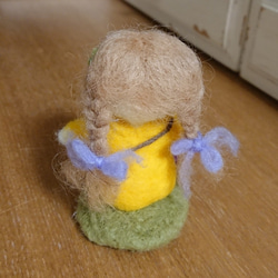 【送料無料】 羊毛フェルト  人形 「元気出たよ！」  置物  「Creema限定」 5枚目の画像