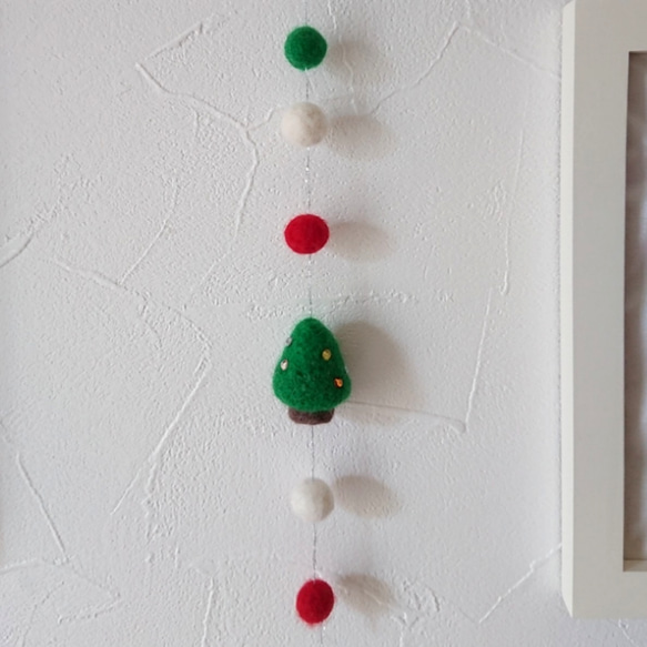 モビール  クリスマス  羊毛フェルト  壁飾り 3枚目の画像
