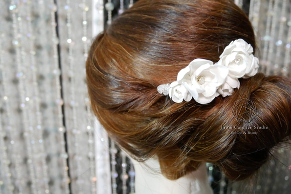 NO.71レジーナレジーナ/ヘアコーム。キャンディスから手作りのヨーロピアンスタイルの花嫁のヘッドドレス 2枚目の画像