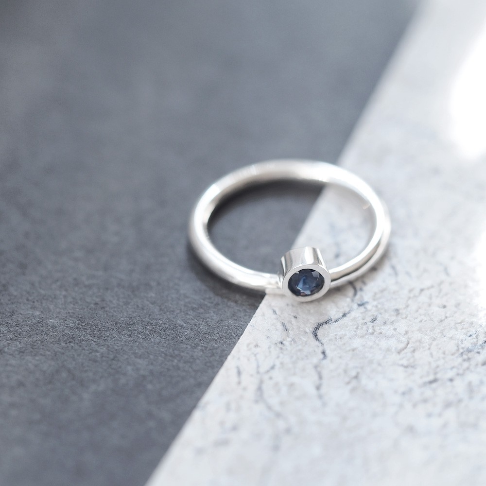 天然サファイア ラウンド リング シルバー925