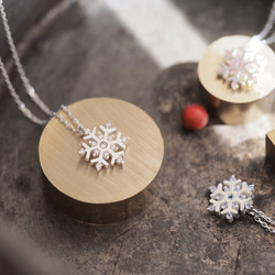 雪花結晶項鍊 925銀 Snowflake Necklace Dainty Jewelry 第1張的照片