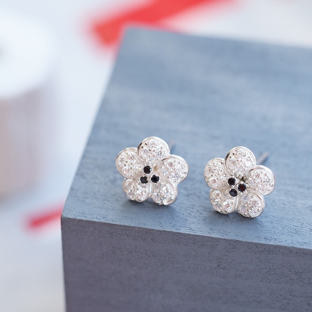 ホワイト 桜 ピアス イヤリング シルバー925