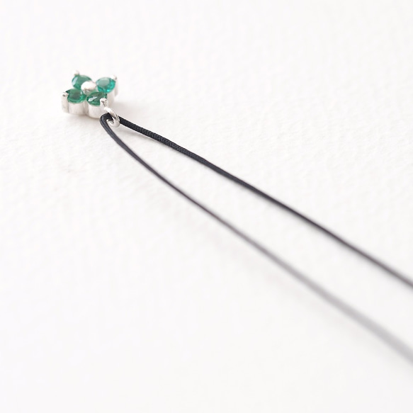 Tiny Emerald Flower String Necklace 925 Sterling Silver 第3張的照片