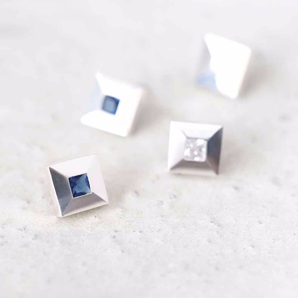 Tile タイル ピアス イヤリング シルバー925