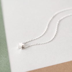 White tiny star Necklace 925 Sterling Silver 第3張的照片