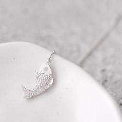 Carp Chain Single Earring 925 Sterling Silver Fish Charm 第1張的照片