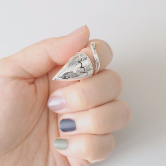 Witch's Nail ring 925 Sterling Silver Fish Charm 第6張的照片