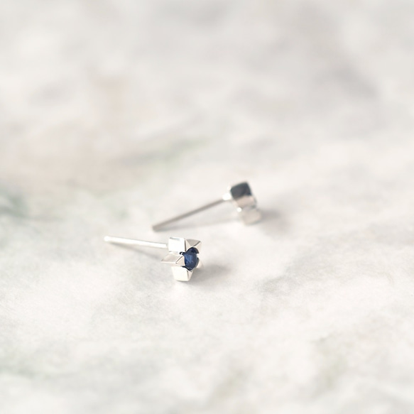 Sapphire Tiny Star Earrings 925 Sterling Silver 第2張的照片