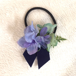 ハワイアン 髪飾り 花飾り (ブルー) コサージュ ヘアゴム 発表会 2枚目の画像