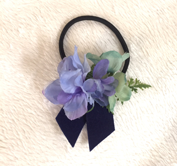 ハワイアン 髪飾り 花飾り (ブルー) コサージュ ヘアゴム 発表会 2枚目の画像