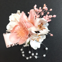 リボン 花飾り 花 桜 春 コサージュ(薄ピンク) ブローチ 髪飾り 2枚目の画像