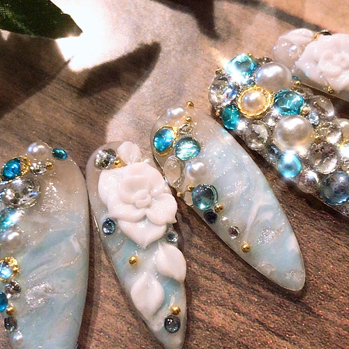 ジュエリーネイルチップ b175e0c2104f560e5600f4a979f10f