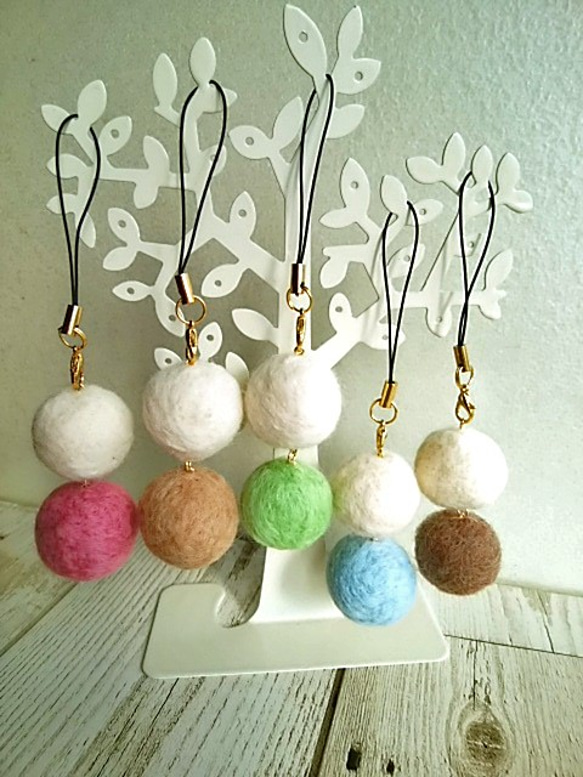 定番】【人気】【受注生産】ふんわりストラップ 羊毛フェルト シンプル