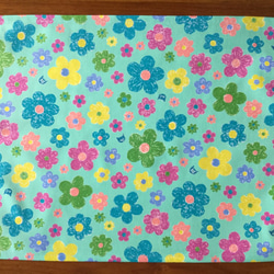 【売り切れ】40x50cm ランチョンマット *花とニャンコ(ペパーミントグリーン)mikketa*　 1枚目の画像