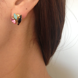 !!!SALE!!! Splinter swarovski studs 1枚目の画像