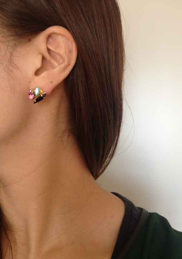 !!!SALE!!! Splinter swarovski studs 4枚目の画像