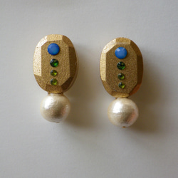 DECO earrings 1枚目の画像