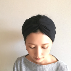 「ぼこっとならない♡Black・クロスボリュームターバン」　ヘアターバン,クロスターバン,ヘアバンド 2枚目の画像