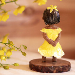 【ご予約品】コルク人形　flower girl　「オンシジウム」 4枚目の画像