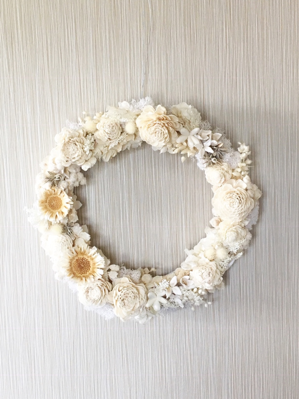 ふわふわで白いリース（L）