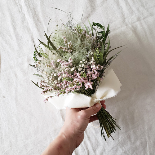 優しい色合いのふわふわスモークツリーのスワッグ / ドライフラワー  