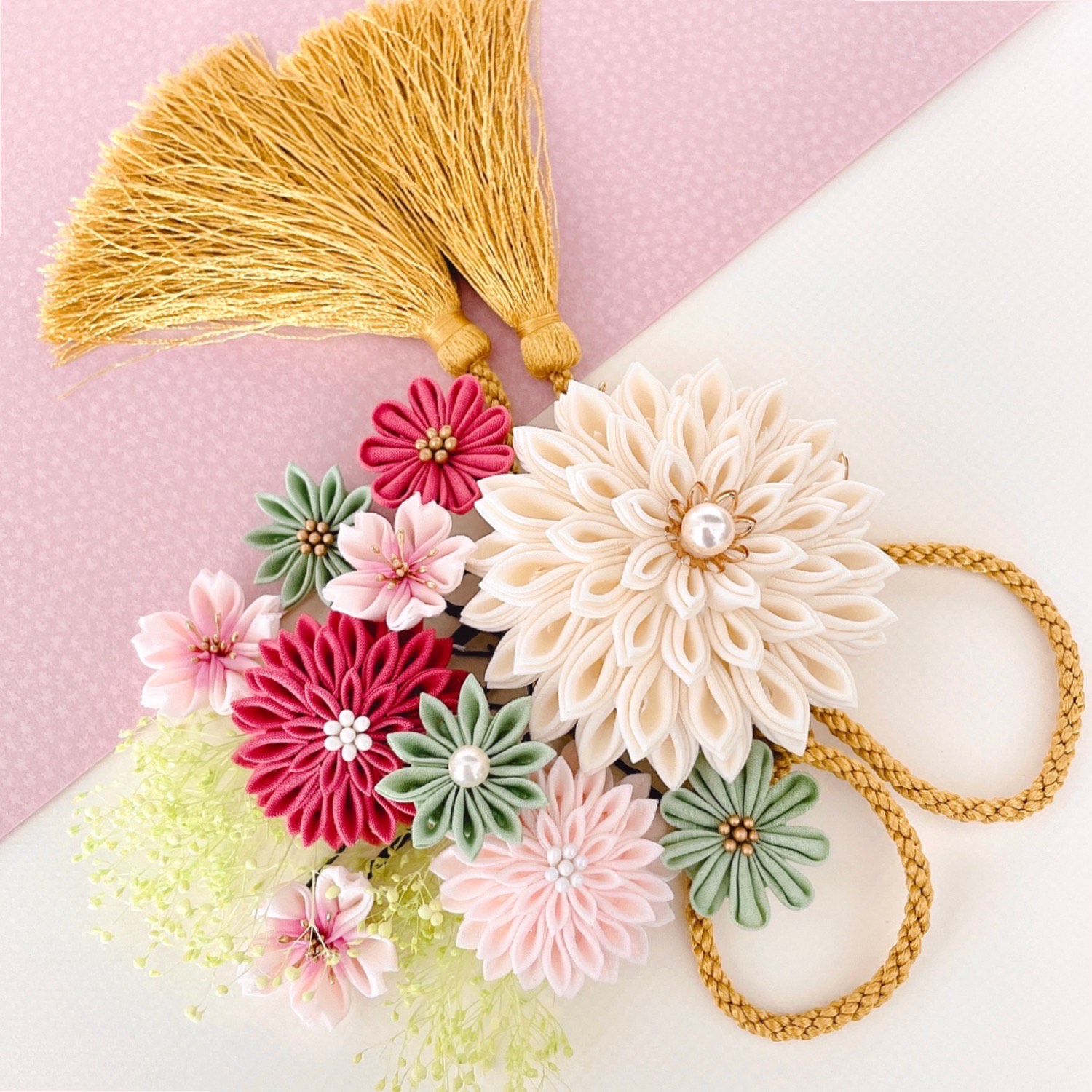 つまみ細工　髪飾り＊若葉グリーン×桜＊　成人式　卒業式　結婚式　七五三　和装