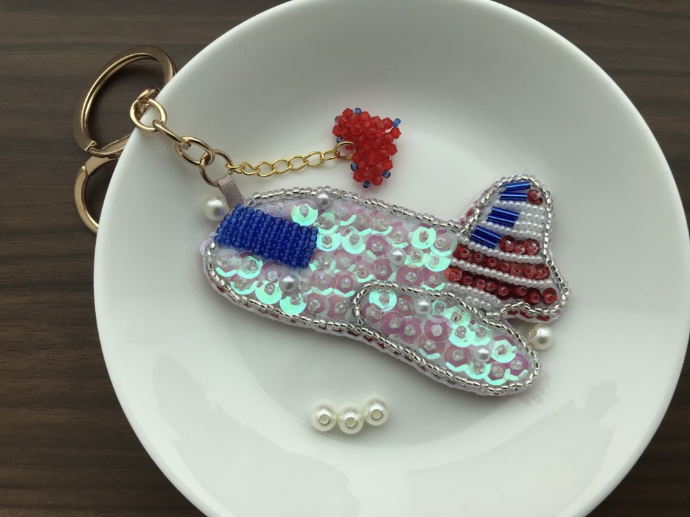 APROSIO＆CO　ビーズ刺繍 てんとう虫 ショルダーバッグ　美品♡ ビーズ刺繍付布製ショルダーバッグ - メルカリ